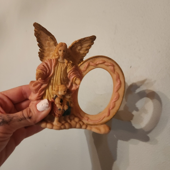 Angel Figurine with Frame - Picture 1 of 2